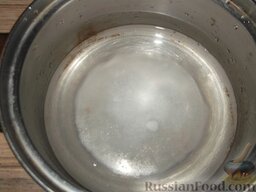 Мелкий острый перец консервированный: Воду, уксус и соль вскипятить и остудить.