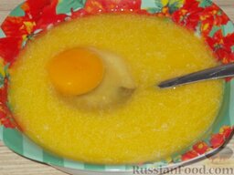 Рогалики «Нежные»: Добавьте в тесто яйцо.