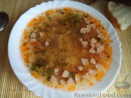Суп с сосисками и картофелем: Суп с сосисками и картофелем готов. Суп разлить по тарелкам, посыпать зеленью укропа.  Приятного аппетита!
