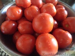 Стерилизованные сладкие томаты: Как приготовить помидоры сладкие на зиму стерилизованные:    Помидоры перебрать, помыть.