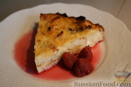 Пирог из чёрствой булки: Подаём с вареньем или ягодным сиропом. Приятного аппетита!