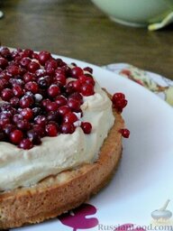 Тортик  "Брусничное безумие": Пирог с ягодами получился очень вкусным и нежным!