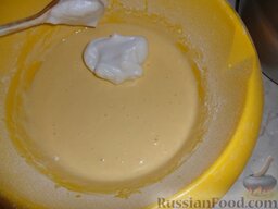 Американские блинчики (pancakes): Добавляем белки в тесто.