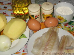 Картофельно-рыбные оладьи: Как приготовить картофельно-рыбные оладьи:    Для оладий готовим две массы – картофельную и рыбную.  Картофель и лук натираем на крупной терке, добавляем соль, перец, 1 ст. ложку муки, 1 яйцо и хорошо вымешиваем.  Рыбное филе пропускаем через мясорубку, добавляем 1 яйцо, 1 ст. ложку муки, соль, приправу для рыбы и тоже хорошо вымешиваем.