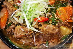 Дакжим (курица с овощами по-корейски): Это блюдо корейской кухни должно быть острым. Если не любите горькое, то замените перец чили на болгарский перец.   ПРИЯТНОГО АППЕТИТА!    Фото: Маангчи