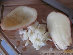 Картошка, фаршированная мясом: Как приготовить фаршированный картофель:  Картошку тщательно вымыть, разрезать на половинки, из каждой половинки вынуть сердцевину. Отварить до полуготовности.