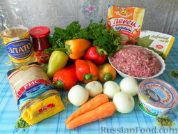 Фаршированный болгарский перец: Указанного количества ингредиентов для начинки хватает на 14-15 перцев среднего размера.