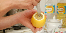 Варенье из груш с лимончиком: То же самое проделываем и с апельсином. Потом срезаем у цитрусовых верхушку, мякоть еще несколько раз протыкаем ножом.
