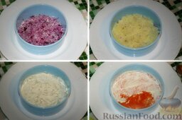 Советская классика: салат "Мимоза": Выкладываем продукты слоями, утрамбовывая каждый слой ложкой и уделяя особое внимание краям, чтобы там не было 