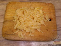 Куриное филе на гриле с макаронами (к ужину): Сыр трем на крупной терке.