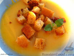 Картофельный суп-пюре с грибами и гренками: И приятного аппетита!