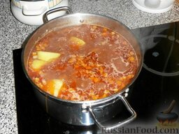 Абгушт – иранский шурпо? Рецепт от Клары: Затем добавляем крупно нарезанную картошку и варим до ее готовности.