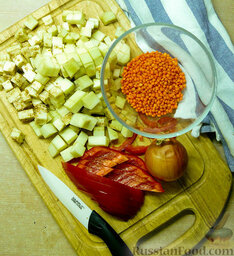 Крем-суп с чечевицей и баклажанами: Продукты для крем-супа из чечевицы с баклажанами.