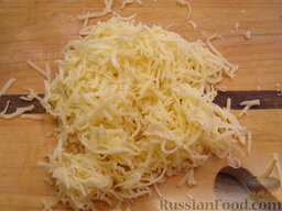 Помидоры, фаршированные сырным салатом: Сыр натереть на мелкой терке