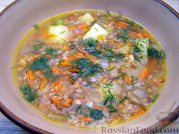 Густой гречневый суп: При подаче посыпать суп гречневый укропом. Я укроп не режу, а отщипываю кусочки руками - так он более ароматный.