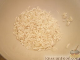 Классический рисовый суп на курином бульоне: Рис хорошенько промыть горячей водой.