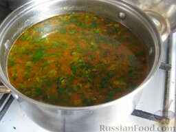 Мамин вермишелевый суп: Добавить зелень в суп. Мамин вермишелевый суп готов.