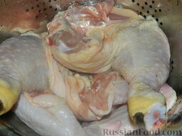 Рисовый суп с курицей: Как приготовить рисовый суп с курицей:    Курицу разрубить на части, промыть.