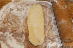 Булочки с маком (рецепт для хлебопечки): После - в такую колбаску.