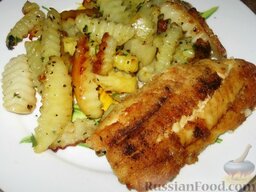 Рыба с картофелем: Рыба с картофелем готова. Приятного аппетита!