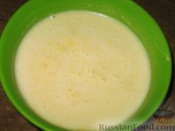Чешский "Панадель": Из молока, яйца, соли, масла и муки приготовить тесто для блинчиков. Масло предварительно растопить.