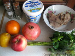 Салат с мясом и фруктами "Катрин": Продукты для салата с мясом перед вами.