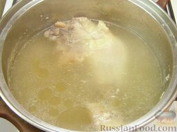 Суп гречневый со свиным языком: Как варить гречневый суп:    Свиной язык залить холодной водой, довести до кипения, снять шум, добавить 1 ч. ложку соли. Варить 3 часа.