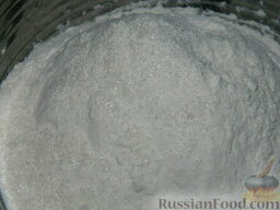 Блины дрожжевые по-домашнему: Добавить остатки сахара, соль.