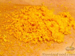 Стейк из форели под сметанным соусом: Как приготовить стейк из форели:    С помощью мелкой терки снять цедру с двух апельсинов.  Или взять 1 ст. ложку сухой цедры.