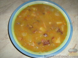Гороховый суп с копченостями и грибами: Наваристый супчик готов.  Приятного аппетита!