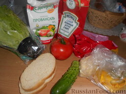 Бутерброд из всего, что под рукой: Ингредиенты для вкусного бутерброда на скорую руку.