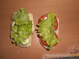 Бутерброд из всего, что под рукой: Вот получилось 2 отдельных бутерброда.