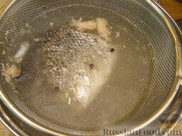 Рыбный суп "Финские мотивы": Бульон процедить.