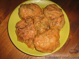 Голубцы из савойской капусты с мясо-грибной начинкой: Готовые голубцы из савойской капусты. Приятного аппетита!