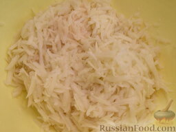 Хэшбраун - американские картофельные оладьи: Как приготовить картофельные оладьи хэшбраун:    Картофель очистить, вымыть, натереть на крупной терке.