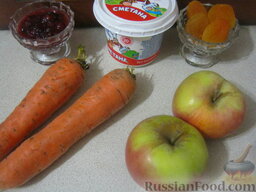 Cалат из яблок и кураги: Продукты для витаминного салата с яблоками и курагой перед вами.
