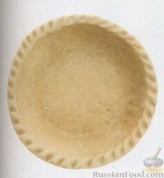 Пирог с тыквенным пюре: Бортики коржа для песочного пирога можете оформить как вам пожелается, это очень легко делается с помощью пальцев. Вот некоторые из вариантов: