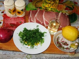 Шницель с луково-лимонным соусом: Все, что понадобится, чтобы приготовить шницель из свинины  с соусом.