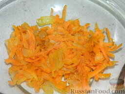 Нежные печеночные оладьи: Переложить овощи в миску или чашу блендера.