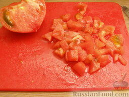 Каннеллони с моллюсками (в микроволновке): Очищенный помидор мелко нарезать.