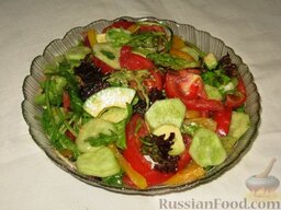 Салат "Гармония вкуса": Готовый салат с авокадо 