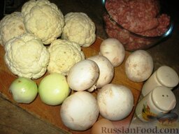 Мясные колобки с грибами и цветной капустой: Цветную капусту очистить от лишних листьев, вырезать немного кочерыжку и отварить в подсоленном кипятке 7 минут. Остудить.