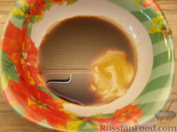 Шашлык в имбирном маринаде (на сковородке): Смешать соевый соус, мед и сок лайма.