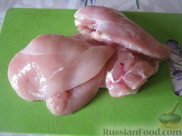 Куриные оладьи с тыквой: Как приготовить оладьи куриные с тыквой:    Куриное филе вымыть и обсушить.