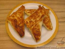 Треугольные пирожки из лаваша: Пирожки из лаваша готовы. Приятного аппетита.