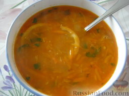 Мамин суп из чечевицы: Мамин суп из чечевицы готов. При  подаче добавить в суп зелень.  Приятного аппетита!