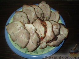 Запеченная свинина (Arrosto di maiale) с помидорами: Готовая запеченная свинина. Приятного аппетита!