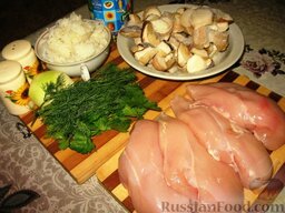 Куриные рулеты с рисом и грибами: Продукты для куриных рулетов с грибами и рисом.