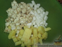 Суп с репой и бататом: Как приготовить суп с репой и бататом:    Картофель, батат и репу очистить и нарезать мелкими кубиками.