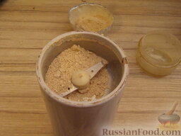 Омлет с сушеными грибами: Как приготовить омлет с грибами:    Сухие белые грибы смолоть на кофемолке.